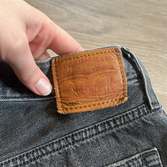 Levi’s 501 shorts - Picture 3 of 7